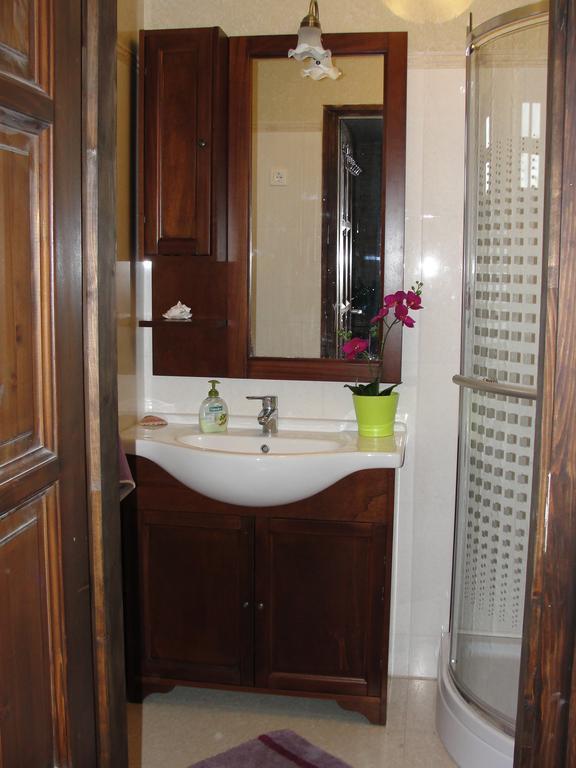 Vörösmál Vendégház Balatonfüred Habitación foto