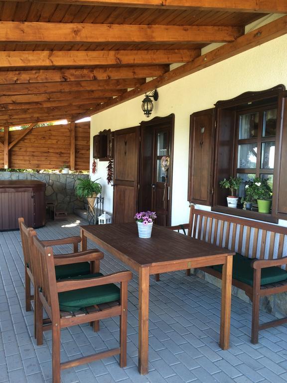 Vörösmál Vendégház Balatonfüred Exterior foto
